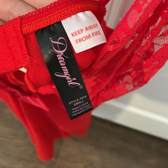 Intimate Top - Picture 4 of 4